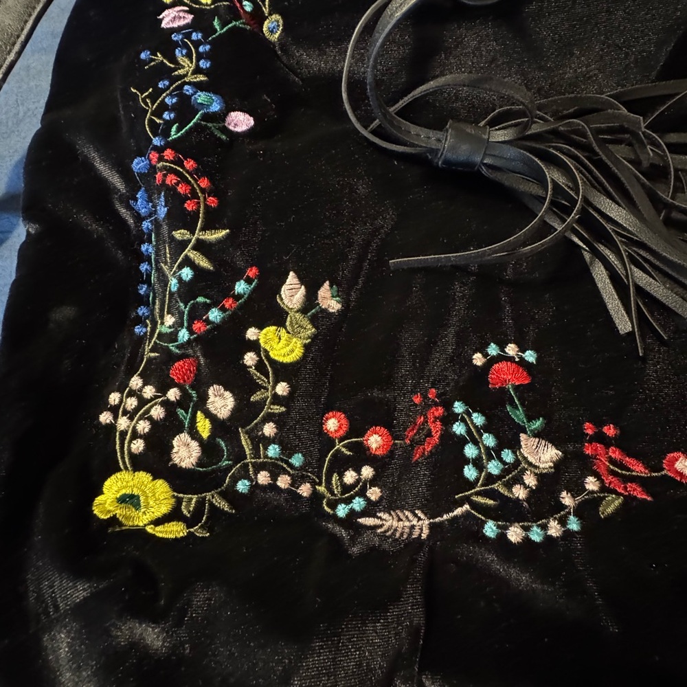 Embroidered Black Velvet Bag nwot - Picture 2 of 6